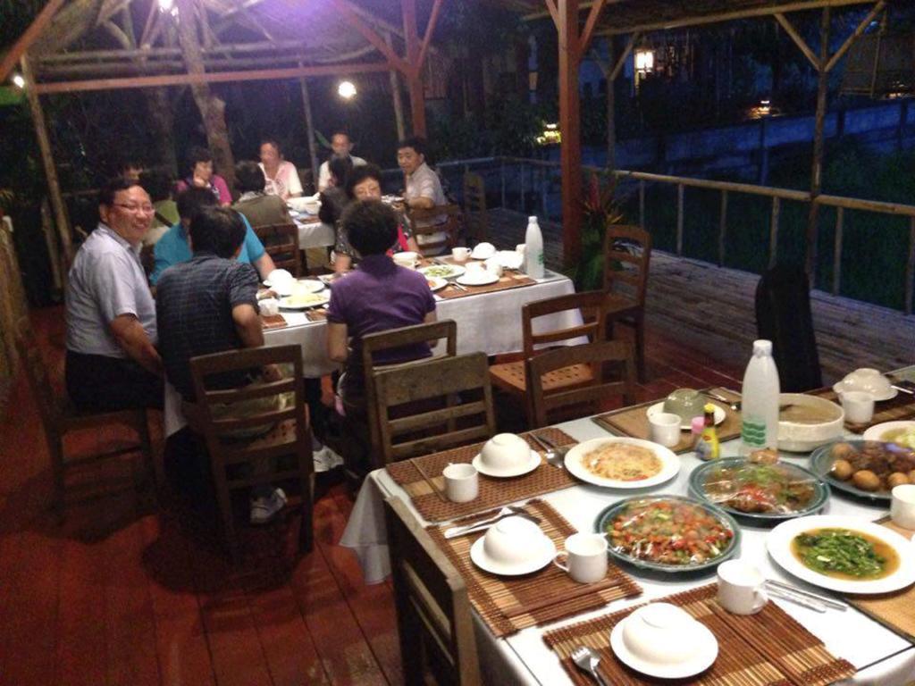 Palm Spa Village Resort Mae Rim Eksteriør bilde