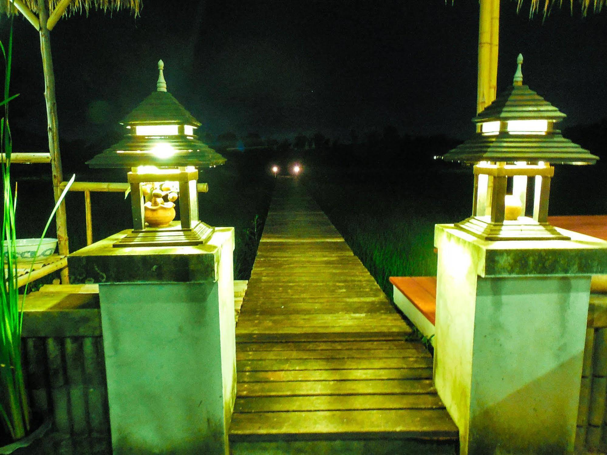 Palm Spa Village Resort Mae Rim Eksteriør bilde